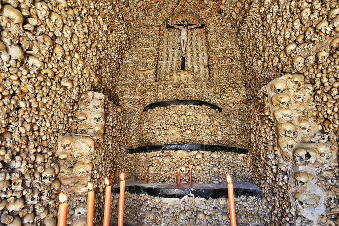 algarve-to-lisbon-with-stop-at-evora-bones-chapel-and-cork-factory