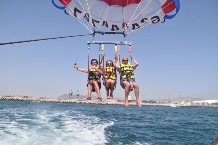 alicante-boat-trip-and-parasailing-experience-with-drink