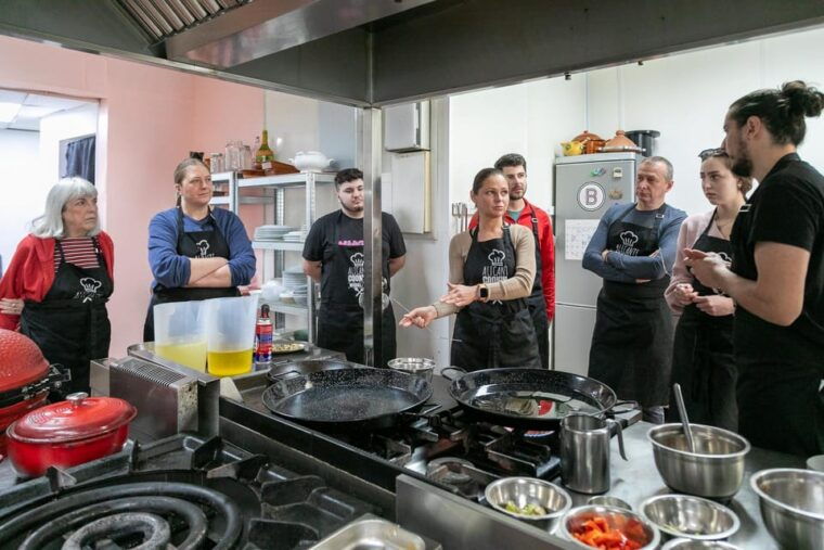 alicante-paella-and-sangria-workshop-with-market-visit