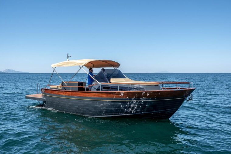 amalfi-coast-romantic-sunset-cruise-with-music-cocktails
