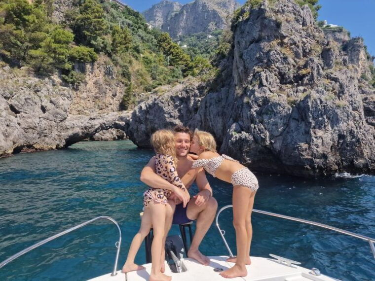 amalfi-coast-tour-secret-caves-and-stunning-beaches-4