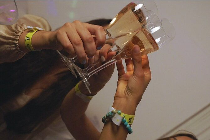amsterdam-nightlife-ticket-bottle-of-champagne