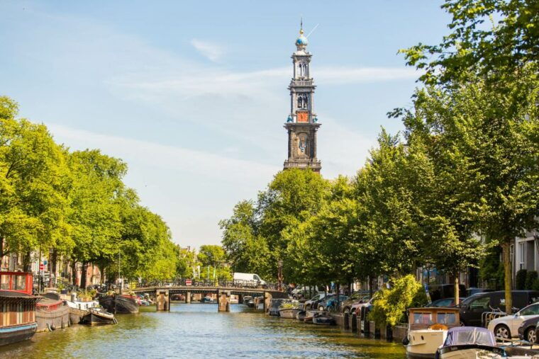 amsterdam-stedelijk-museum-and-1-hour-canal-cruise