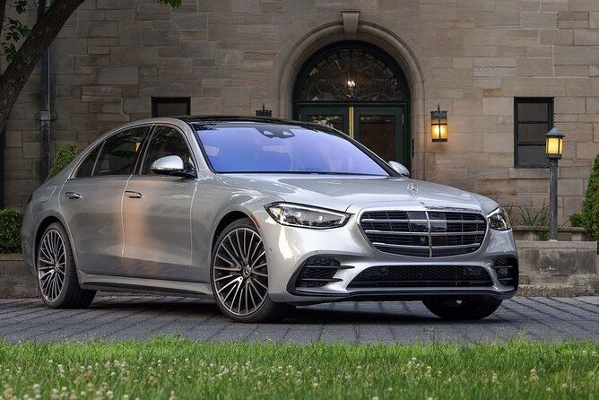 arrival-transfer-munich-train-station-to-munich-by-luxury-car