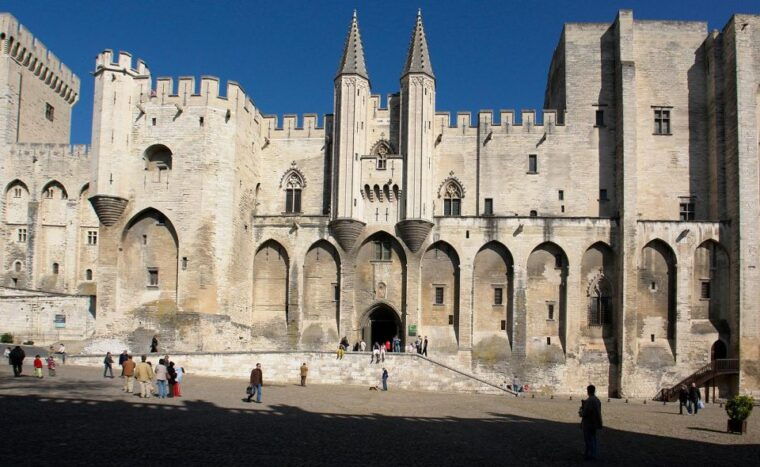 avignon-tour-with-private-guide