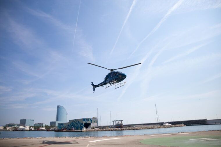 barcelona-helicopter-flight-over-barcelonas-coastline
