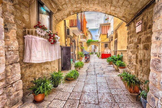 bari-scavenger-hunt-and-highlights-self-guided-tour