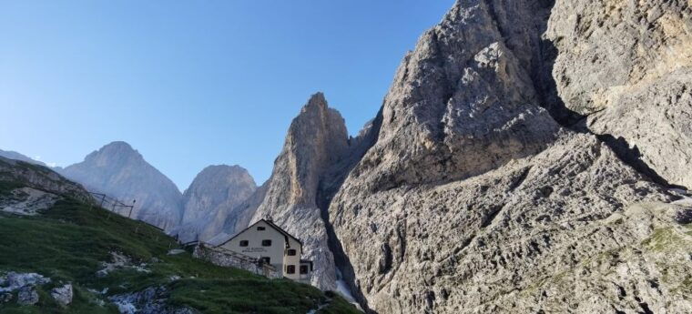 bolzano-dolomites-private-full-day-hiking-experience