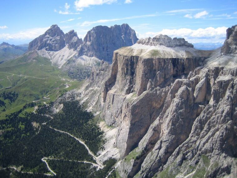 bolzano-great-dolomites-road-private-day-trip-by-car