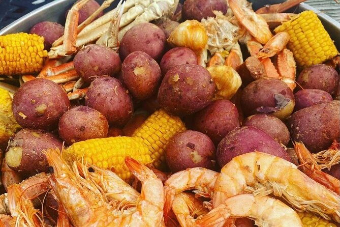 bom-creole-dining-experience-w-pool-and-louisiana-native-chef