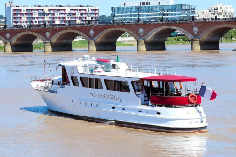 bordeaux-river-garonne-cruise-with-glass-of-wine-and-canele