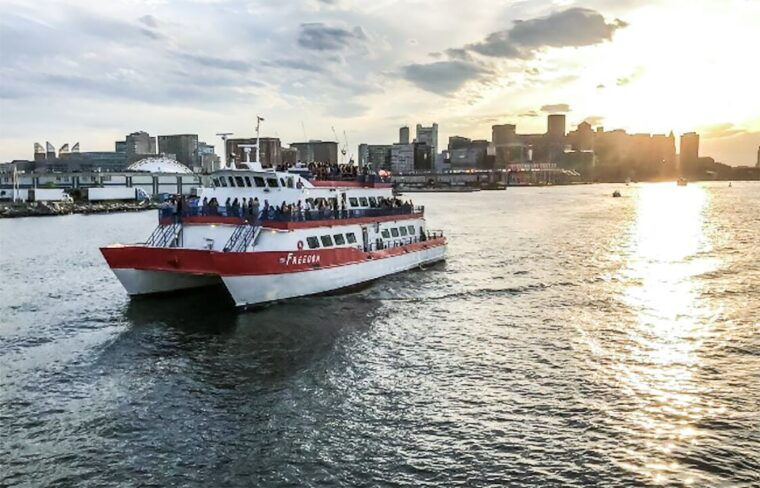 boston-boston-harbor-sunset-cruise