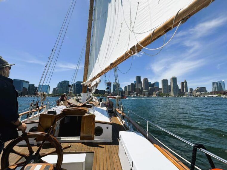 boston-tall-ship-harbor-sail-with-weekend-brunch-option