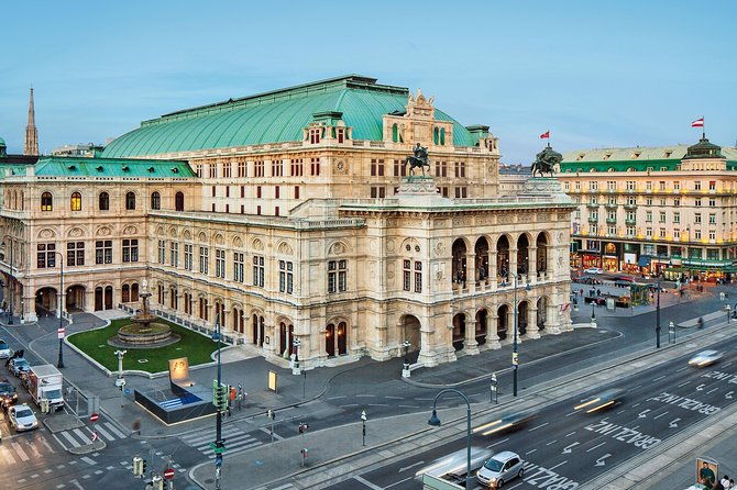 budapest-vienna-private-transfer-with-a-luxury-van