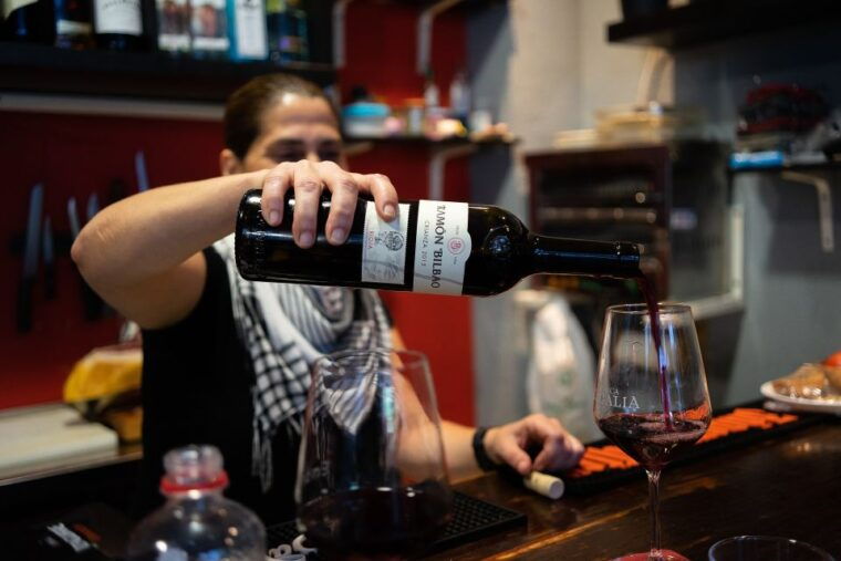 cadiz-private-food-and-culture-walking-tour-with-tastings