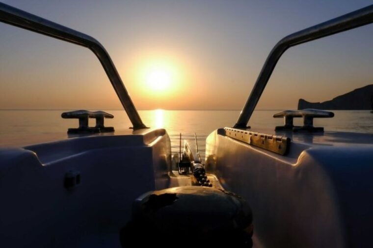 cadiz-private-sun-cruise-for-2-with-aperitivo-and-wine