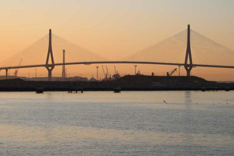 cadiz-sunset-experience-on-private-yacht-6-pax