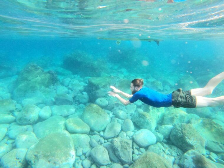 camara-de-lobos-private-guided-kayaking-tour-in-madeira