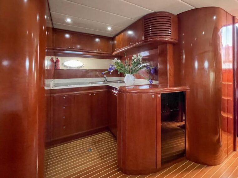 cannes-luxury-boat-trip-swimming-snorkling-suntanning