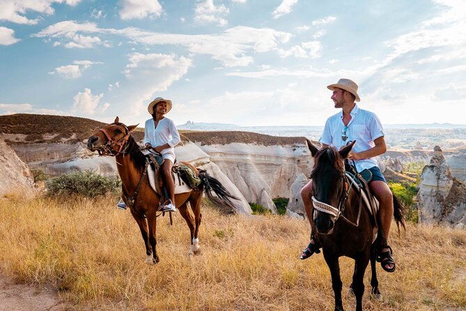 cappadocia-fairy-chimneys-horseback-riding-adventure