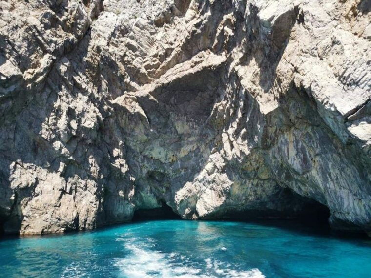 capri-cruise-from-sorrento