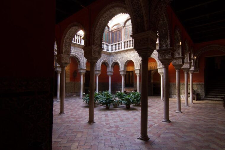 casa-de-salinas-entry-ticket-with-audio-guide