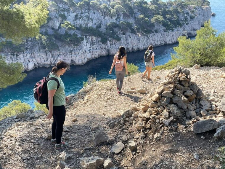 cassis-calanques-national-park-guided-hiking-half-day-trip