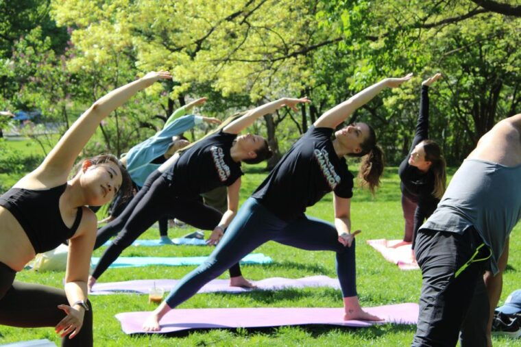 central-park-highest-rated-yoga-class-in-new-york-city