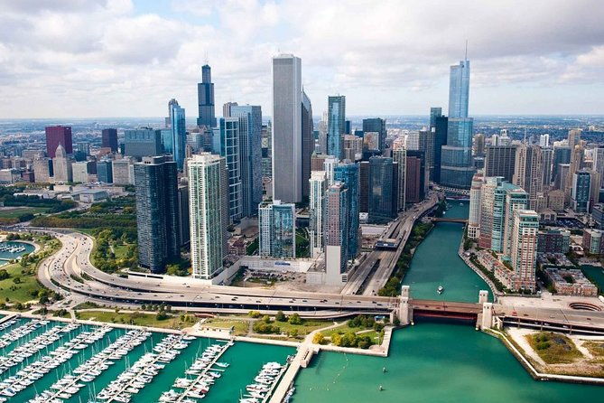 chicago-airport-transfer-ohare-airport-ord-to-chicago-in-luxury-suv