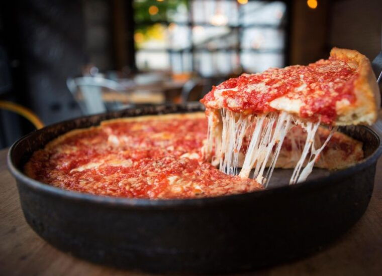 chicago-full-day-food-walking-tour-free-bike-kayak-rental