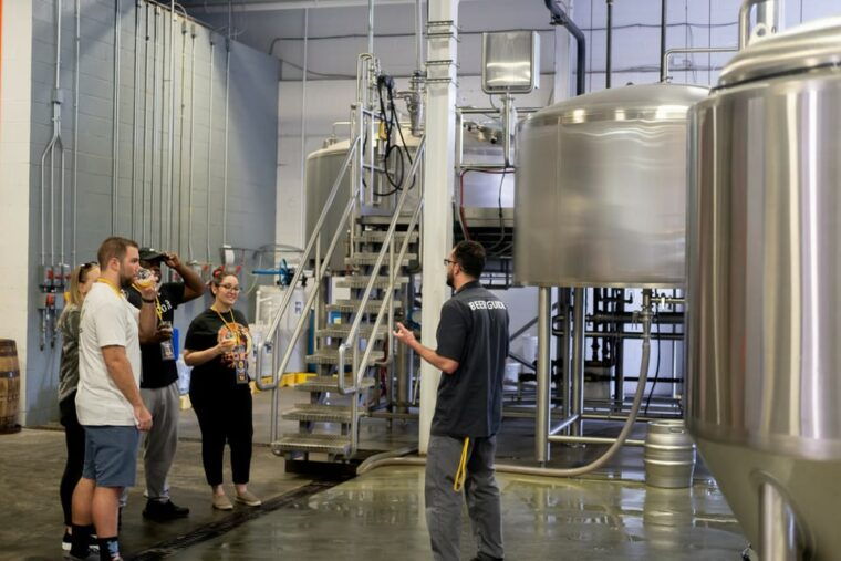 cleveland-guided-craft-brewery-tours-with-a-snack
