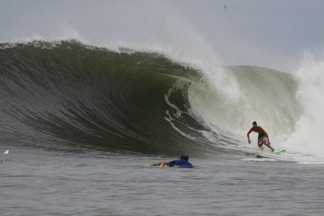 coconut-coast-surf-adventure-vacation-seven-days-with-a-pro