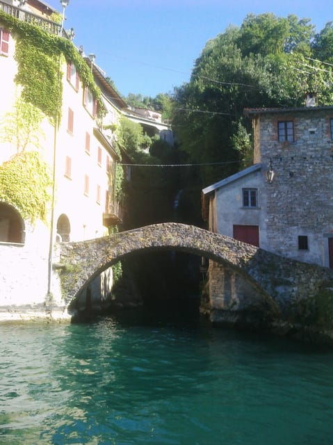 como-blue-lake-villas-and-waterfalls-of-como-lake-2-hr