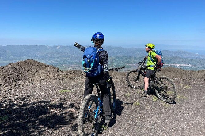 complete-tour-of-etna-by-e-mtb