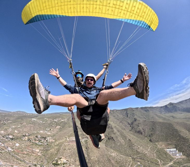 costa-adeje-tandem-paragliding-flight-with-pickup