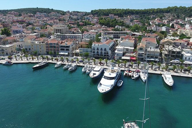 cruise-along-the-coast-of-kefalonia-with-lunch-and-wine
