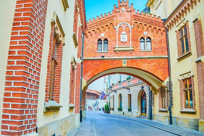 czartoryski-palace-museum-tickets-and-krakow-old-town-tour
