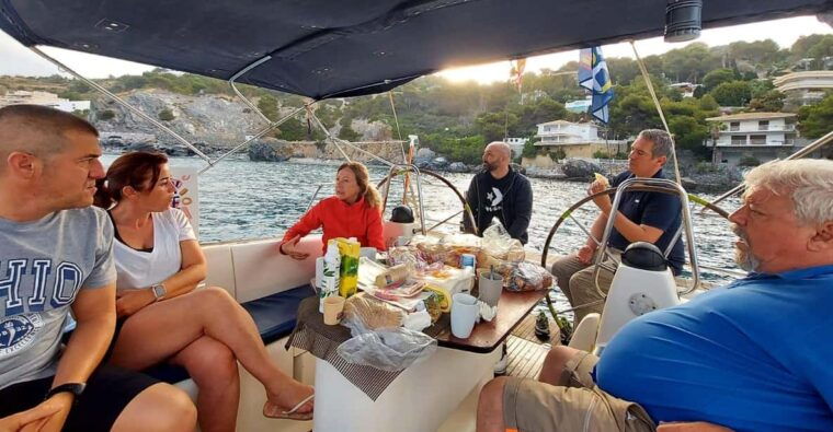 day-charter-benalmadena-views-of-the-city-in-a-sailboat