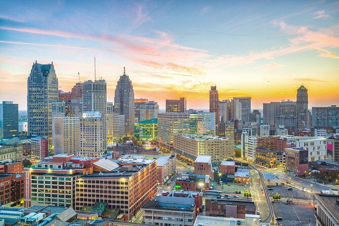 departure-private-transfer-detroit-to-detroit-airport-dtw-in-luxury-suv