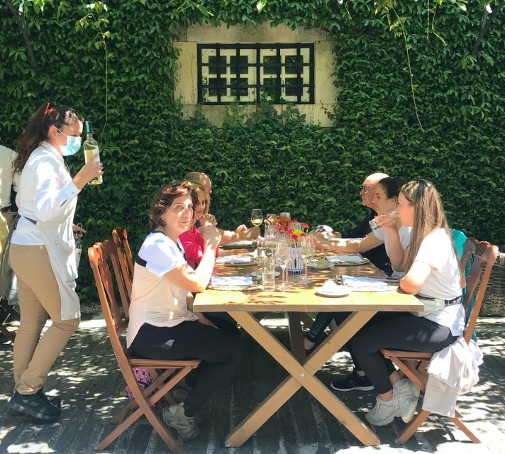 douro-pacheca-luxury-walking-with-full-lunch-and-wines