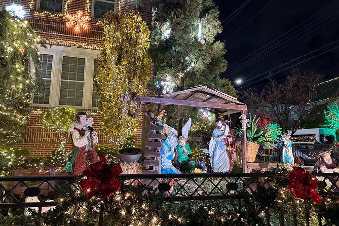 dyker-heights-christmas-holiday-lights-private-guided-tour