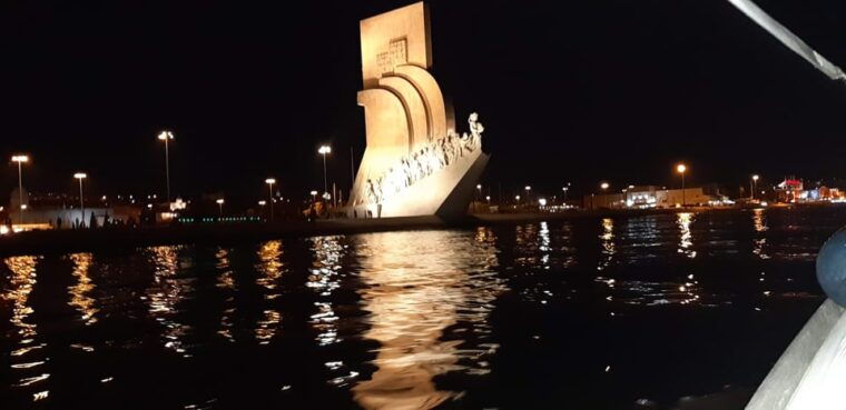 %e2%9b%b5bluemotion-lisbon%e2%9b%b5-new-years-eve-sailboat-cruise