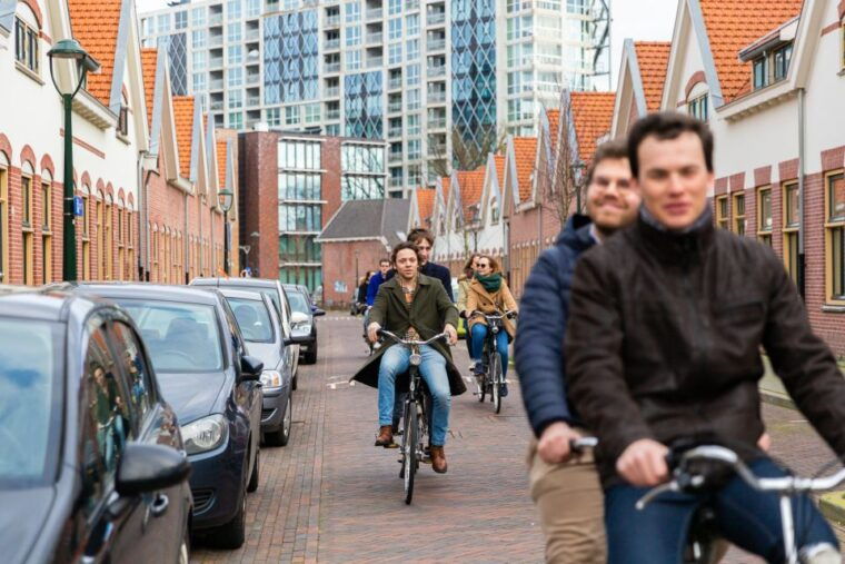 eindhoven-private-guide-for-a-bike-tour