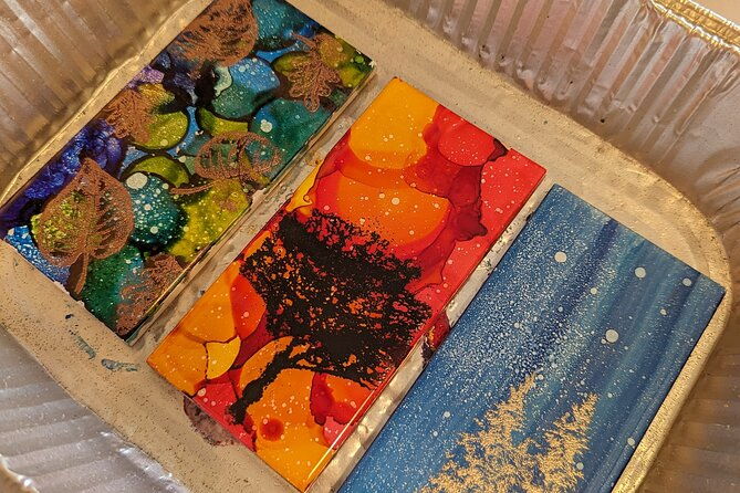 embossed-alcohol-ink-tile-in-estes-park