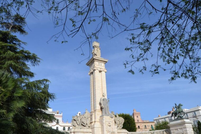 english-cadiz-tour-walking-tour-with-local-guide