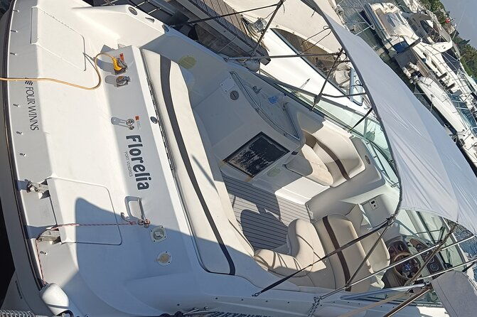 excursion-boat-trip-to-the-islands-of-lerins-and-cannes