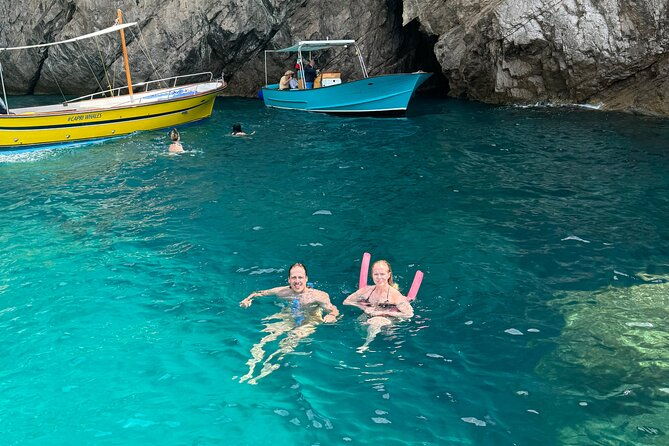 explore-capri-in-3-hours-with-private-boat