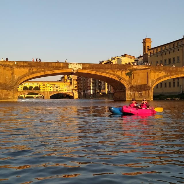 florence-ponte-vecchio-and-city-sights-guided-kayak-cruise