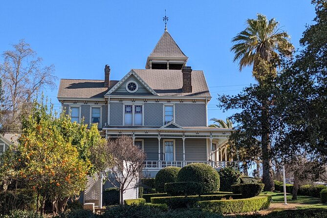 folsom-scavenger-hunt-walking-tour-and-game