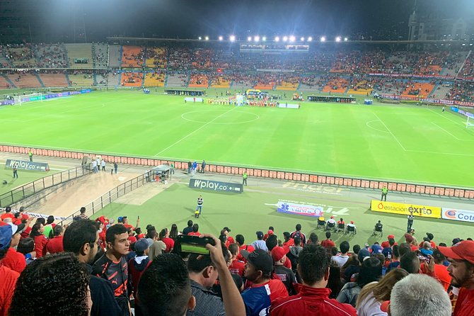football-game-tour
